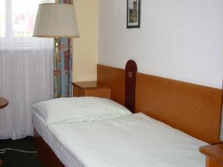 Otel Merkur Prag